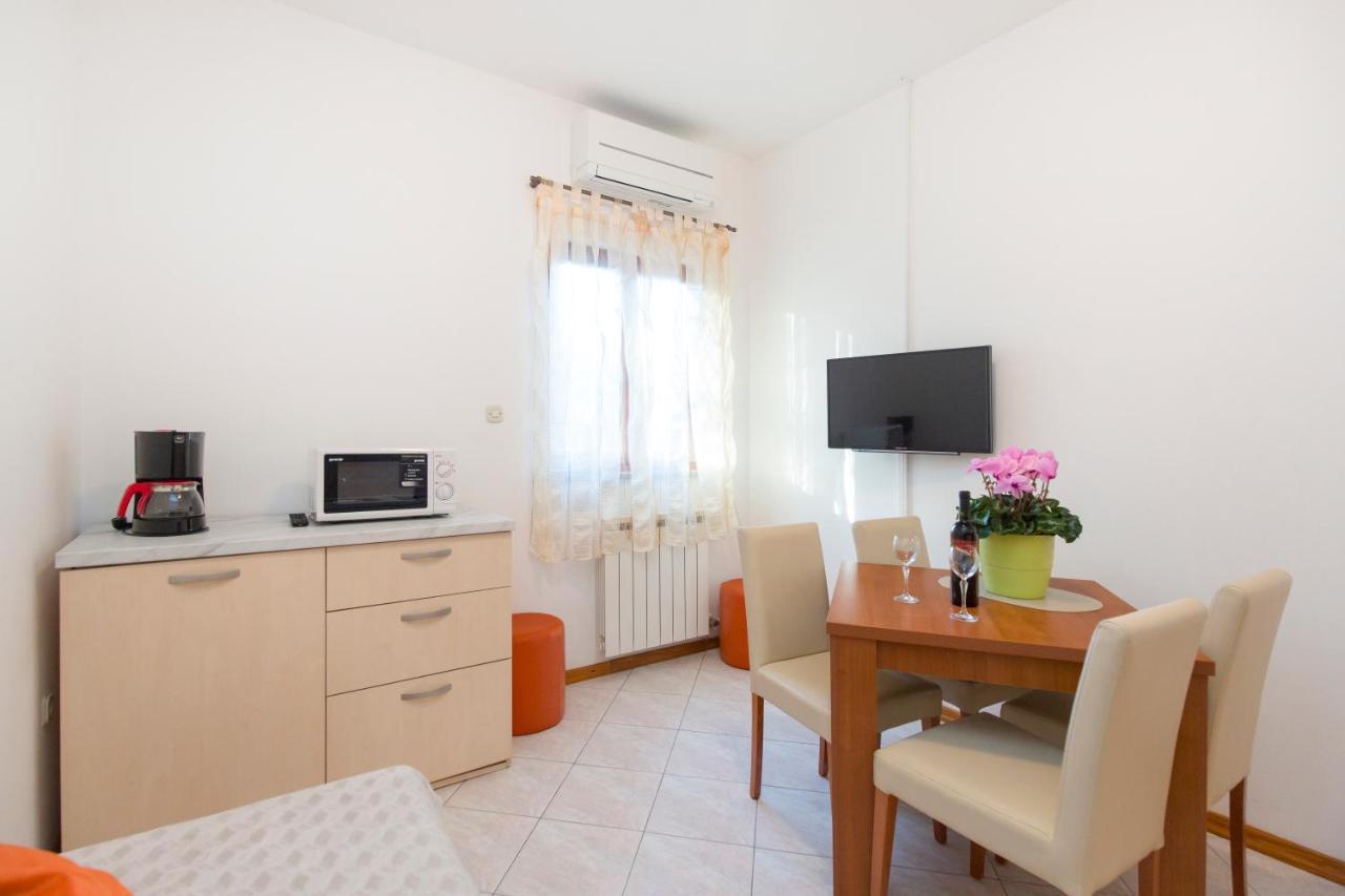 Hotel House Kontus à Plomin Extérieur photo